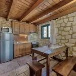 Apartment Woodstone
