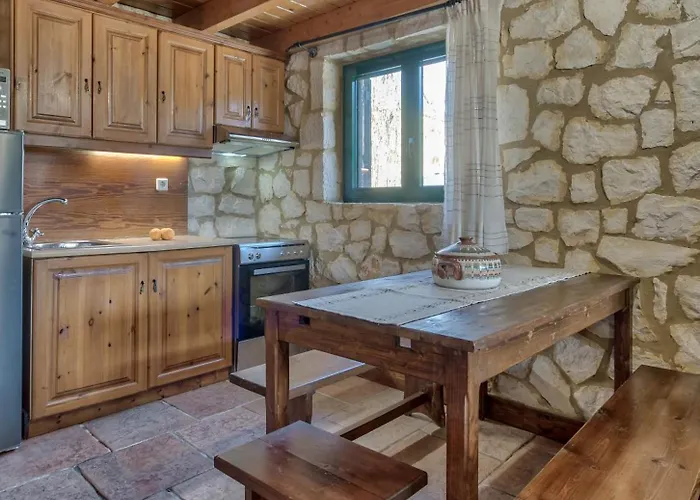 Διαμέρισμα Woodstone Αλυκανάς